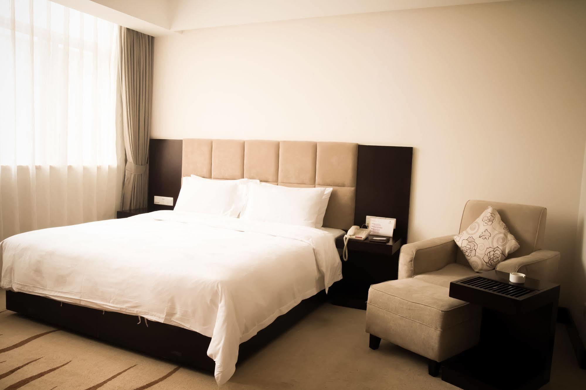 Ximala Business Hotel Гуанчжоу Экстерьер фото