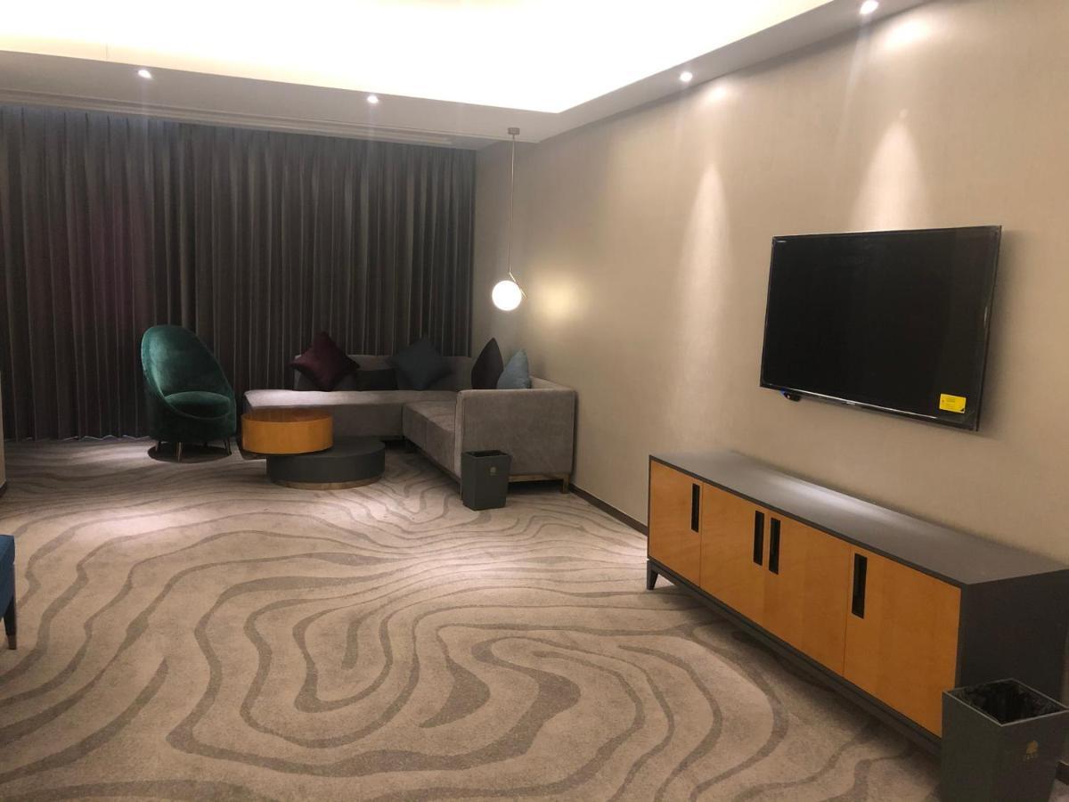 Ximala Business Hotel Гуанчжоу Экстерьер фото